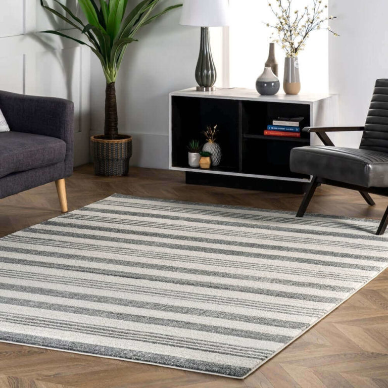 rug with line design